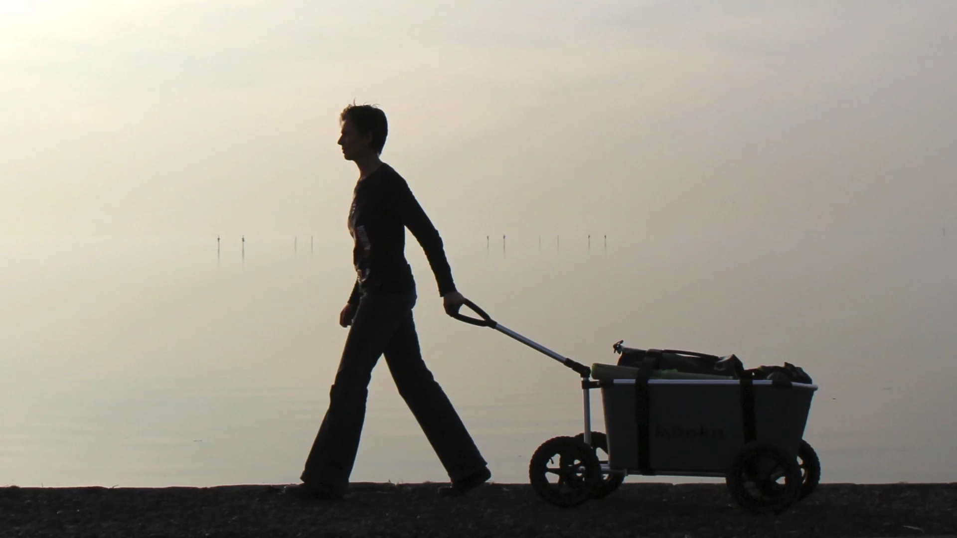 The Kyboka could be used for all kinds of activities - picnics, beach days, music festivals, farmers markets and more