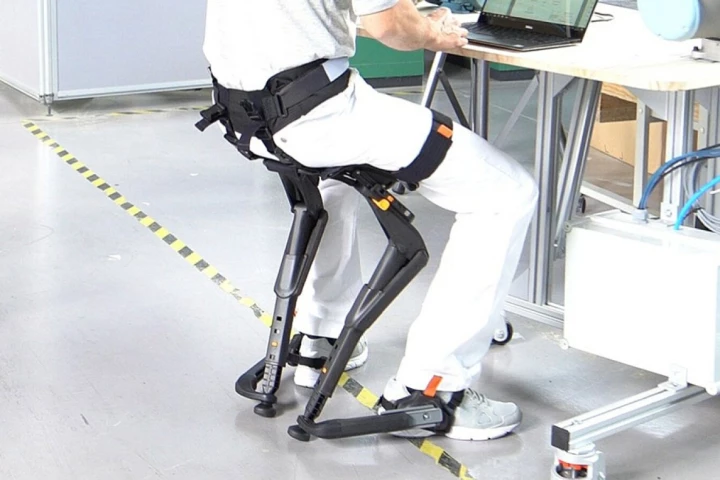 The Chairless Chair 2.0 is 25 percent lighter than its predecessor