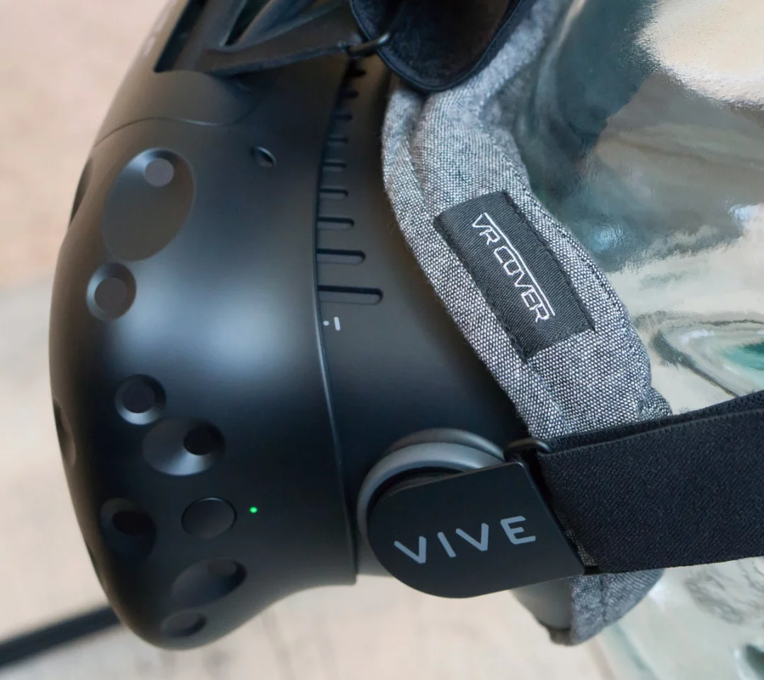 It feels a bit like a clean blanket pressed against your face