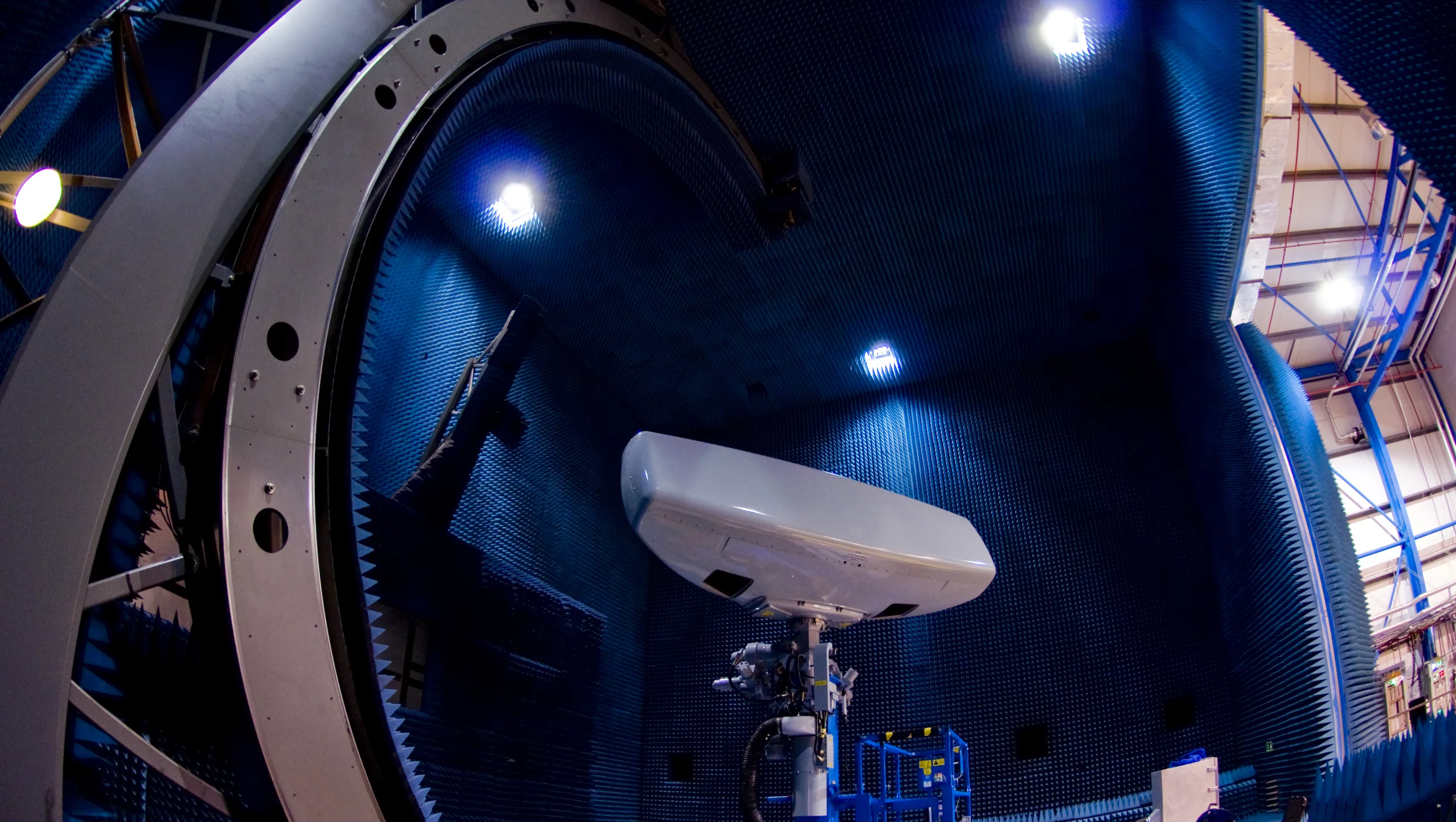 Artisan 3D Medium Range Radar Type 997 in the Anechoic Chamber