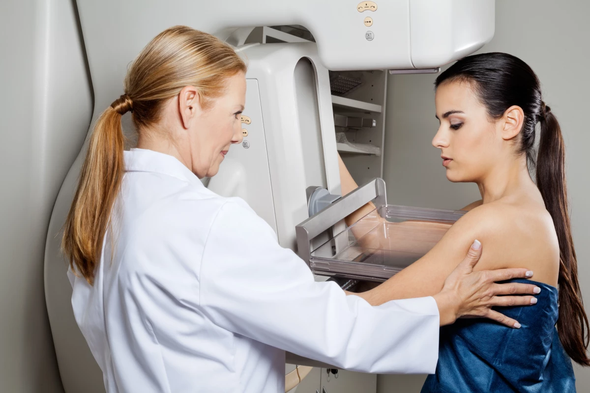 A new study has found that women diagnosed today with early invasive breast cancer are far less likely to die compared with 20 years ago