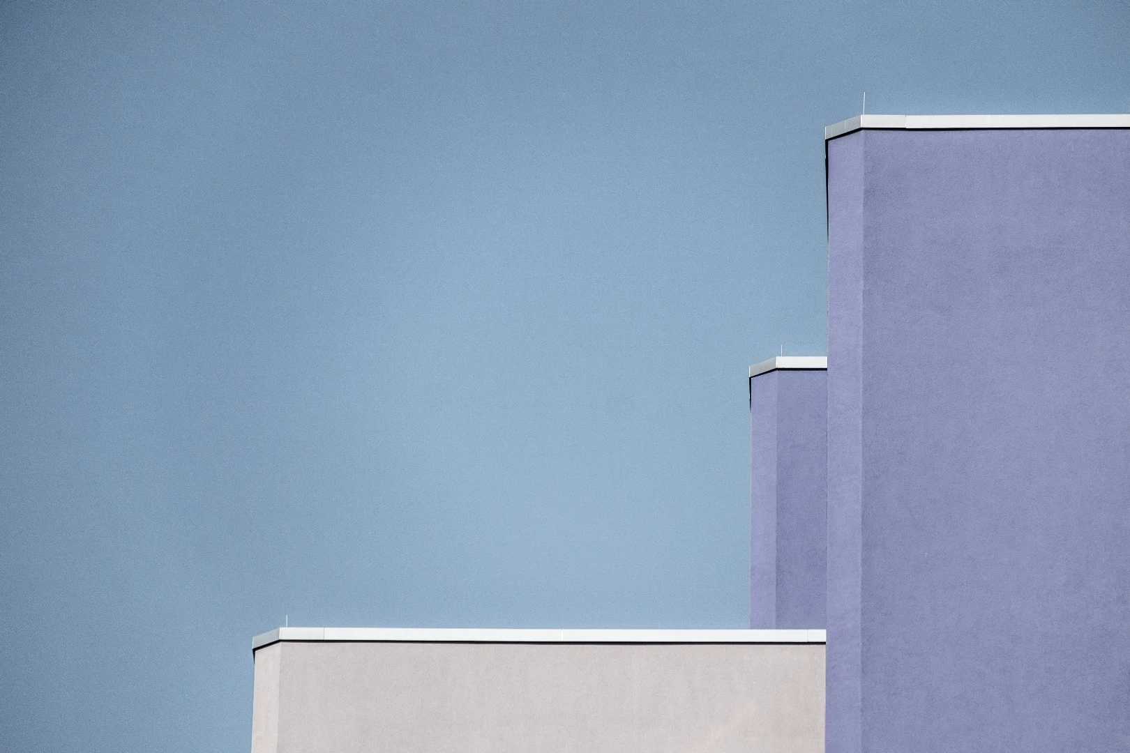 Great use of contrasts and angles in this photo from By Ralf