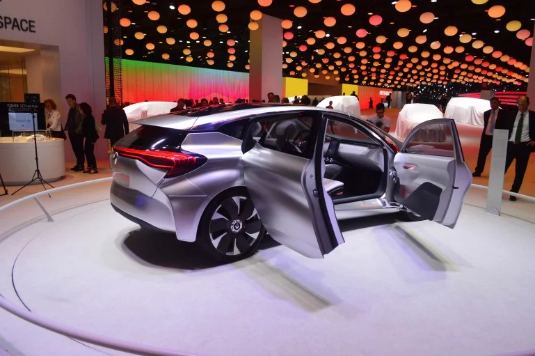 Renault shows the EOLAB at the 2014 Paris Motor Show (Photo: C.C. Weiss/Gizmag)