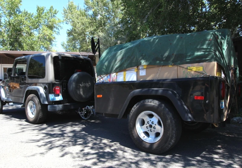 Equipment options include lighting, fender flares and tailgates