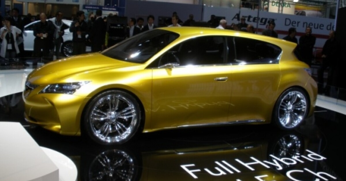Lexus LF-Ch full hybrid concept debuts at IAA Frankfurt