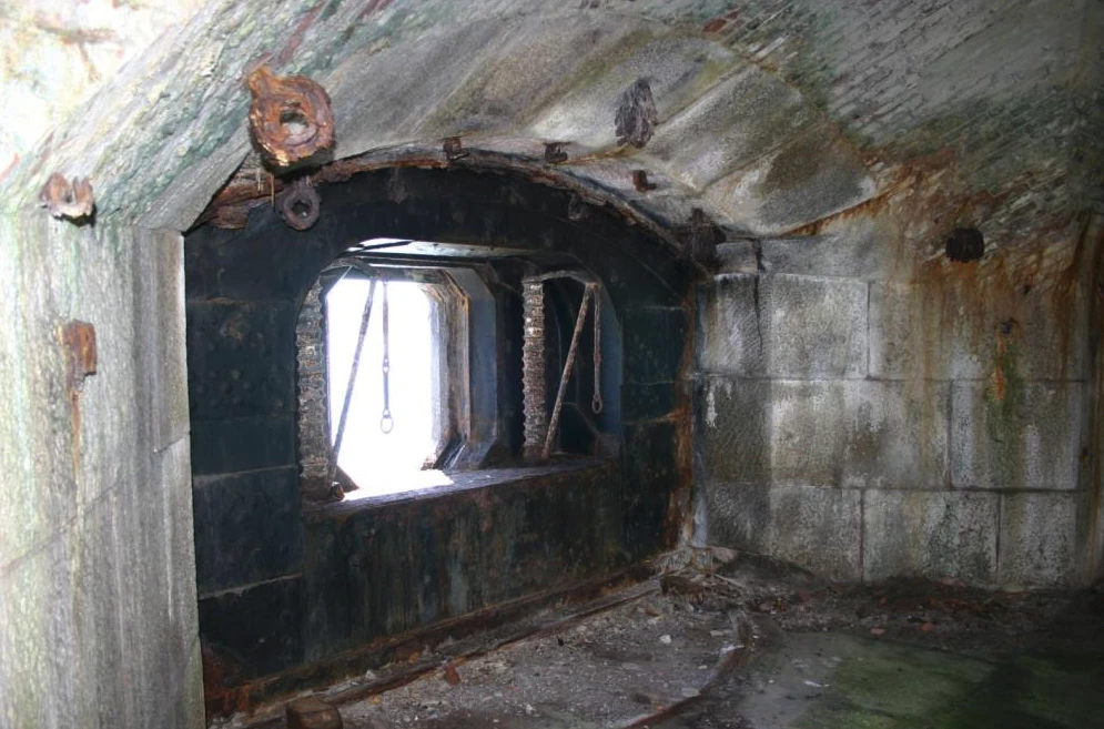 Rightmove describes the building's current state as "uninhabitable" and by a look at the photos, it'll require a lot more than a lick of paint