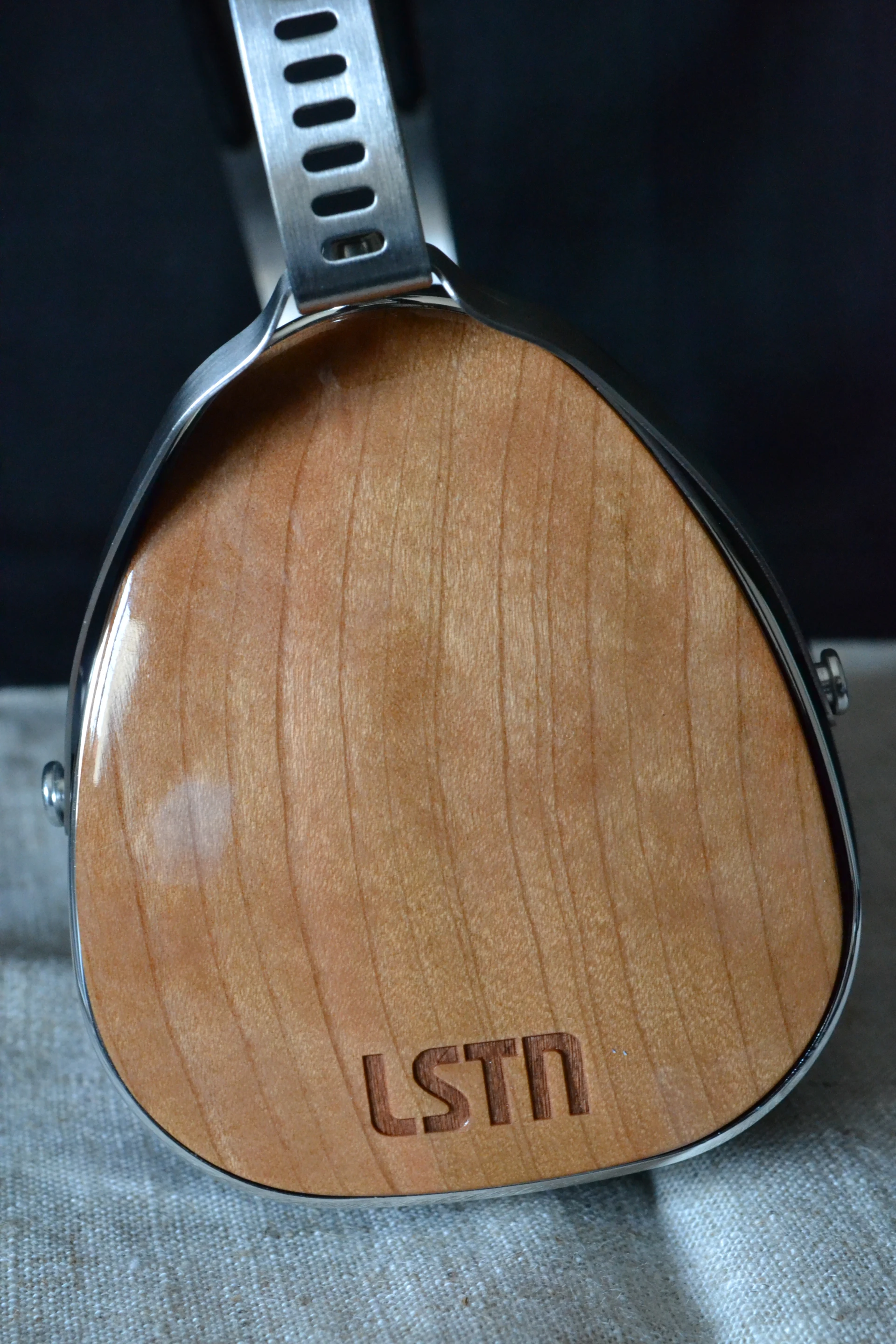 The outer face of the 40 mm driver housing is fashioned from reclaimed beech, sourced from furniture and flooring companies and offered in a dye-free natural state