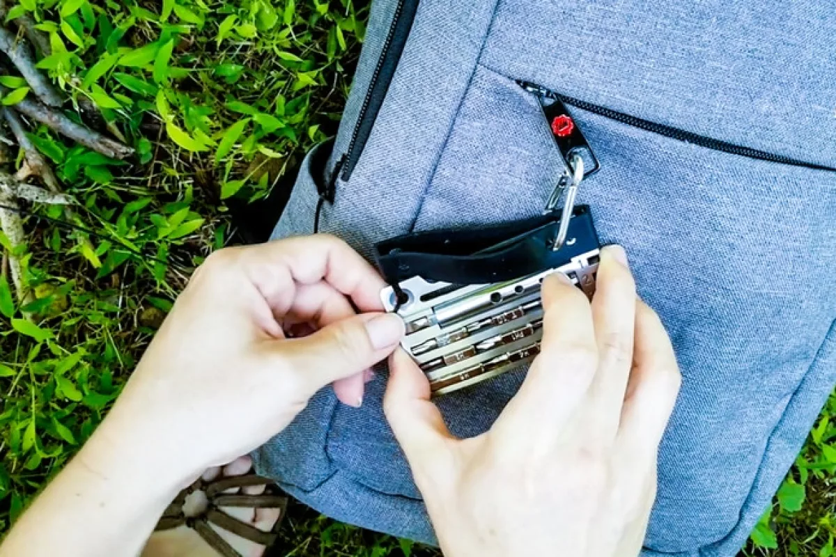 Chiseled Design took to Kickstarter to get the Distinct tool into production, and found great success raising a touch under US$50,000 in the process