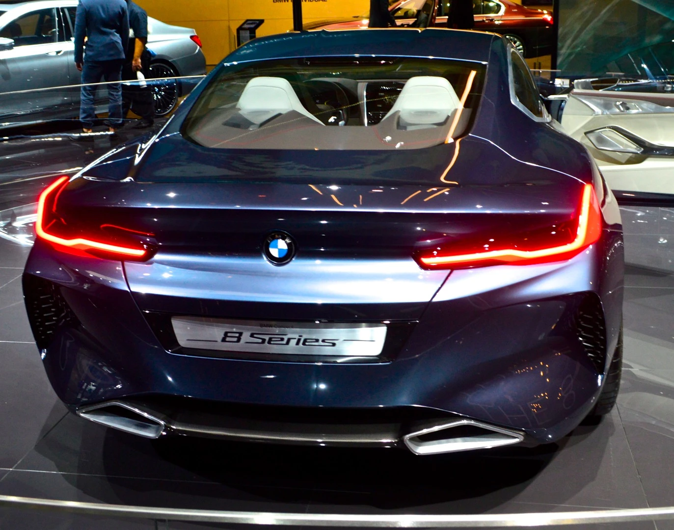 BMW shows the Concept 8 Series at the 2017 Frankfurt Motor Show