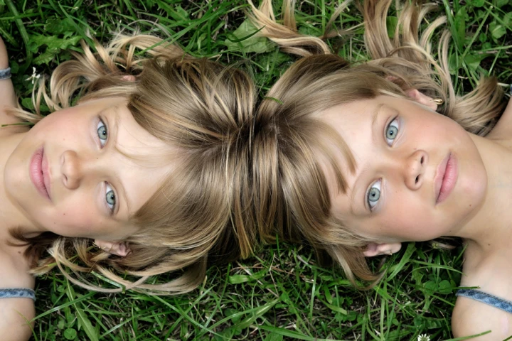 A new test is able to genetically discriminate between "identical" twins (Photo: Shutterstock)