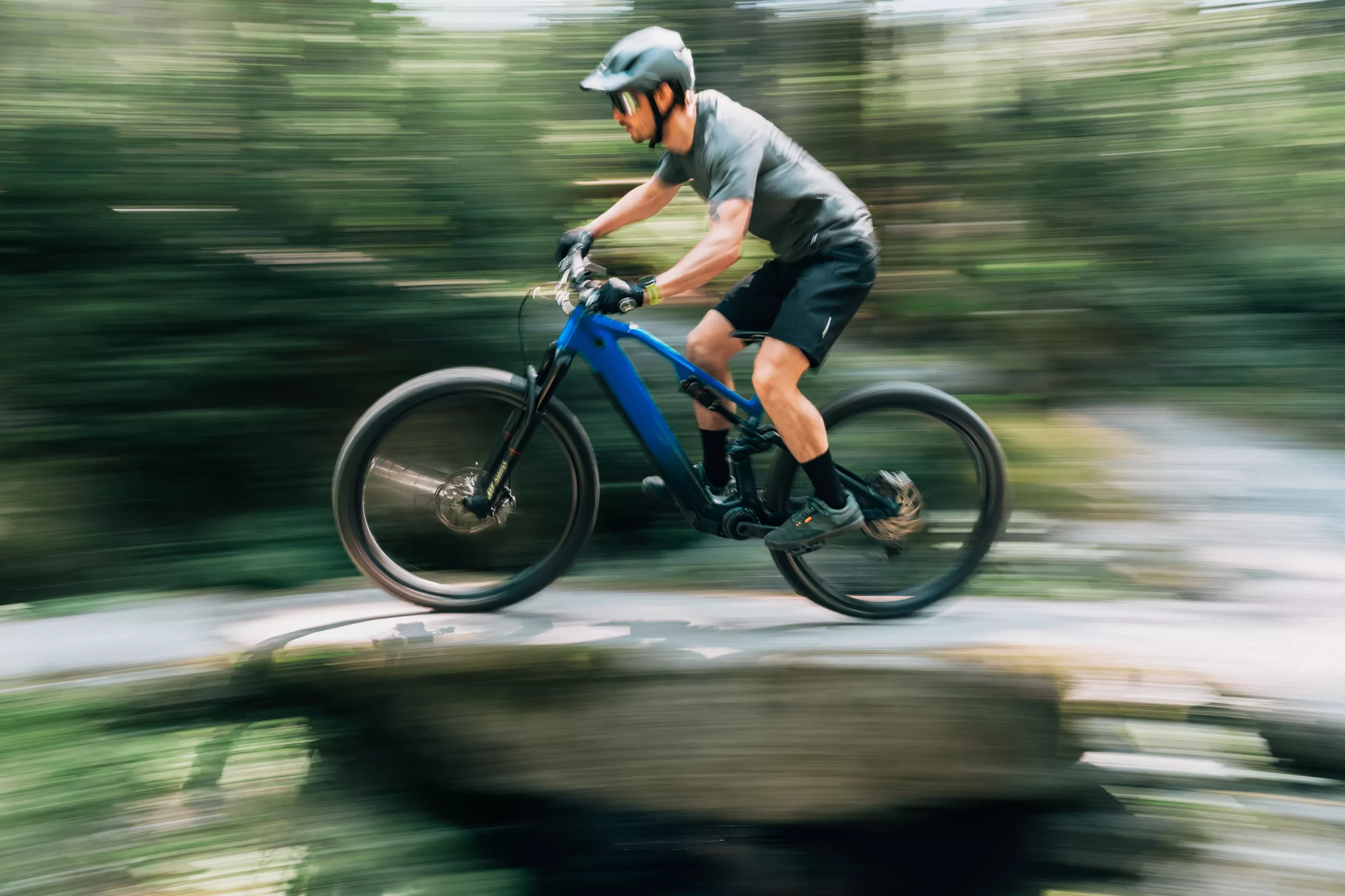 Along with boost, the new "Race" profile pushes the ZF e-drive up to maximum performance