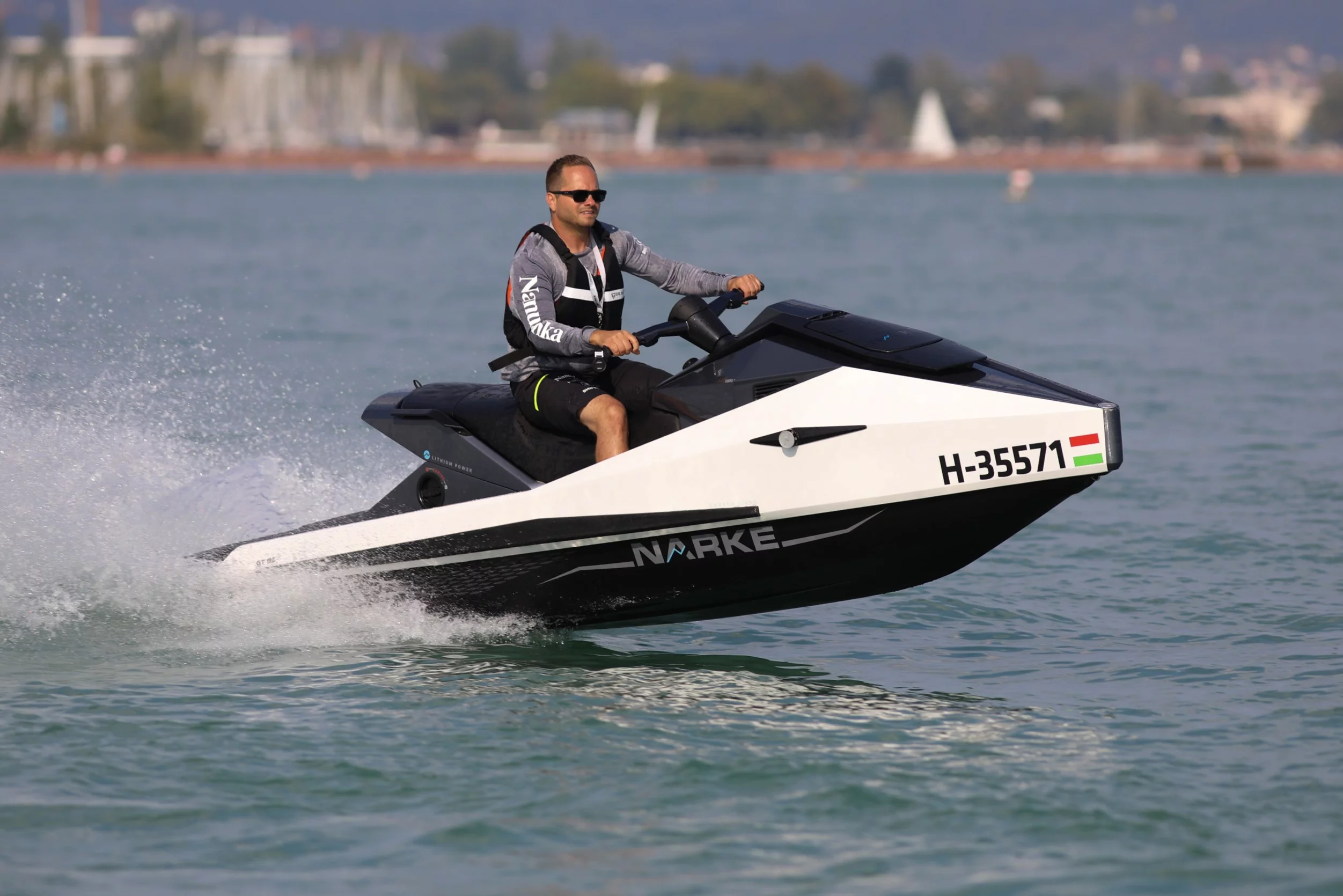 The Narke GT95 has a top speed of 70 km/h