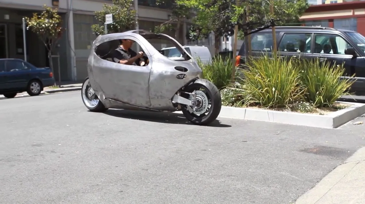 The C-1 prototype on the road (Photo: Lit Motors)