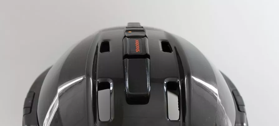 The Shockbox Sensor attaches to an athlete's helmet, and alerts their coach via Bluetooth if they receive a severe head impact