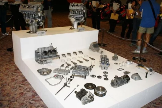 RC211V internals