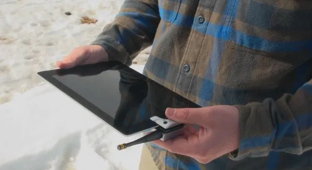 The Fighting Walrus Radio allows iOS devices to communicate with unmanned aerial vehicles by radio frequency, instead of Wi-Fi