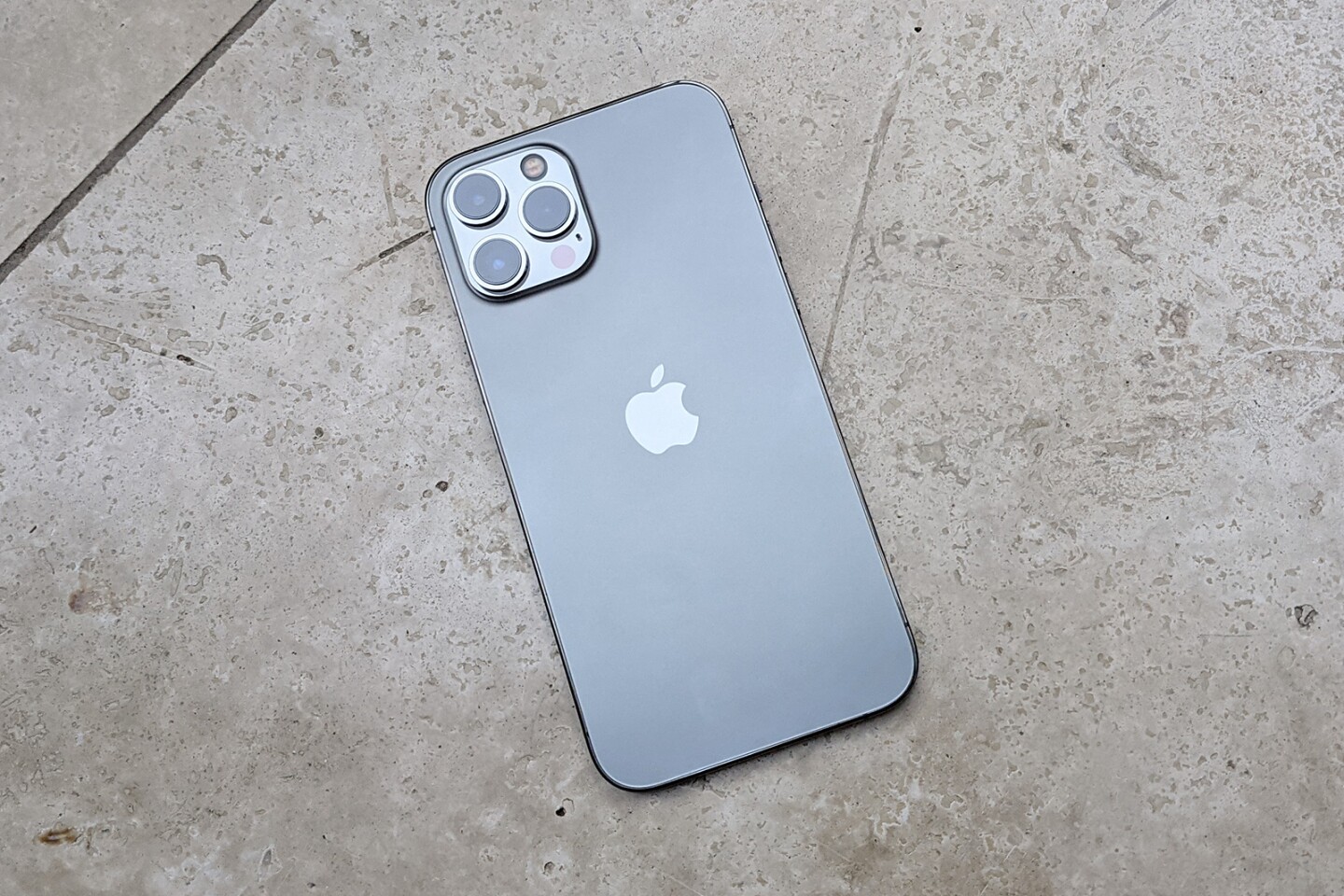 Review Iphone 12 Pro Max Takes The Iphone To Yet Another Level