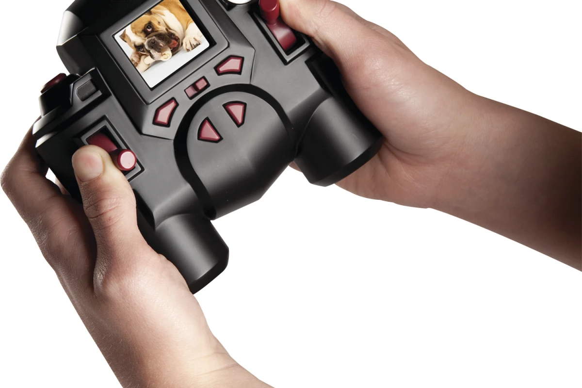 The spy video TRAKR vehicle digitally transmits color video, audio and data to the remote control