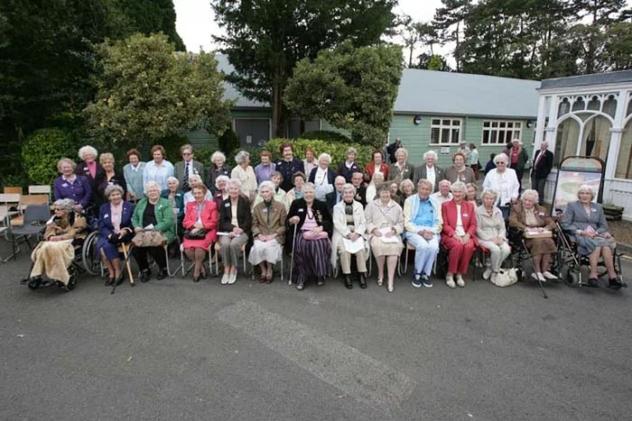 Bombe veterans attend a special ceremony at Bletchley Park in September 2007 (source: JH)