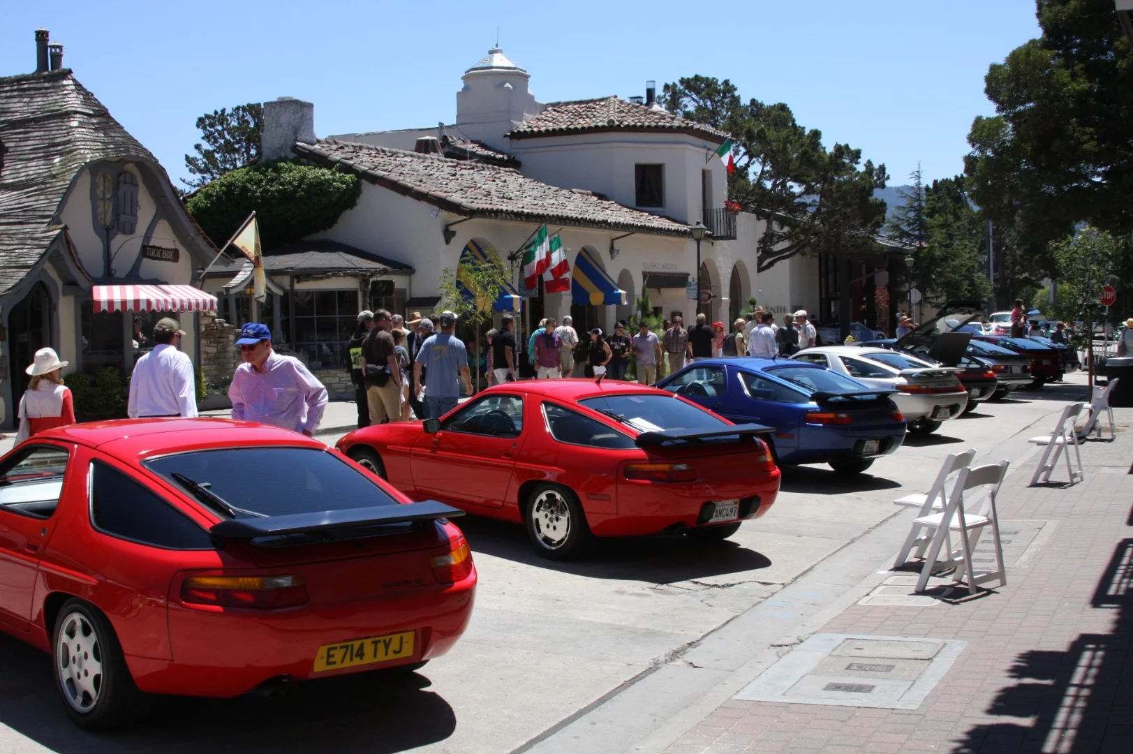 Once unloved, Porsche 928's have a class of their own on Ocean Ave.