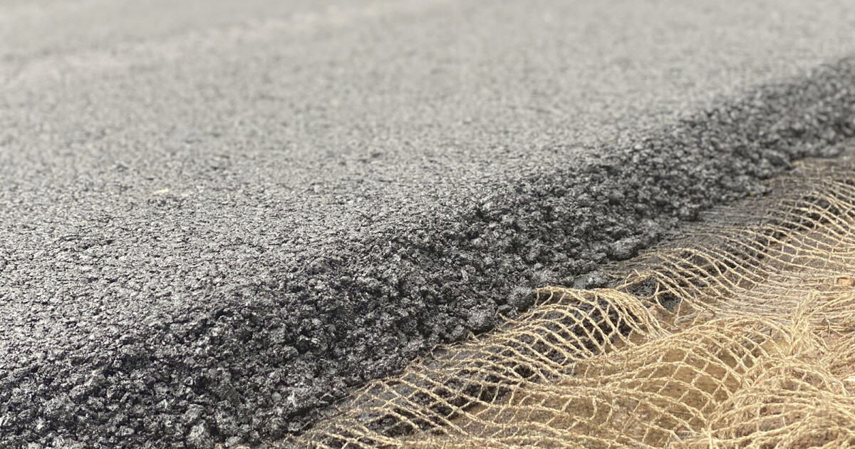 Smart fabric monitors road conditions in real time Smart fabric monitors road conditions in real time