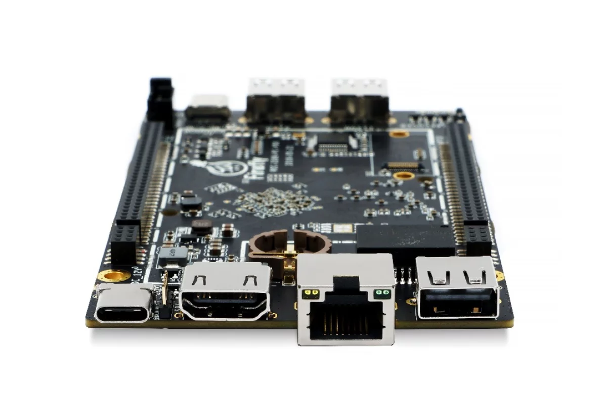 The Renegade Elite offers hexa-core processing, quad-core graphics, USB-C connectivity and 60-pin expansion interfaces