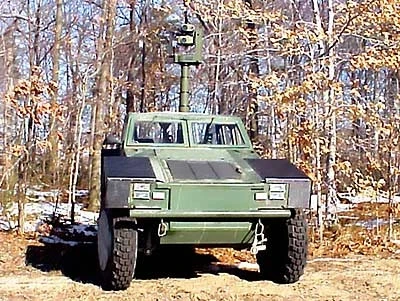 The RST-V is fitted with a3m extending mast on whichis mounted with a suite of electro-optical surveillance sensors