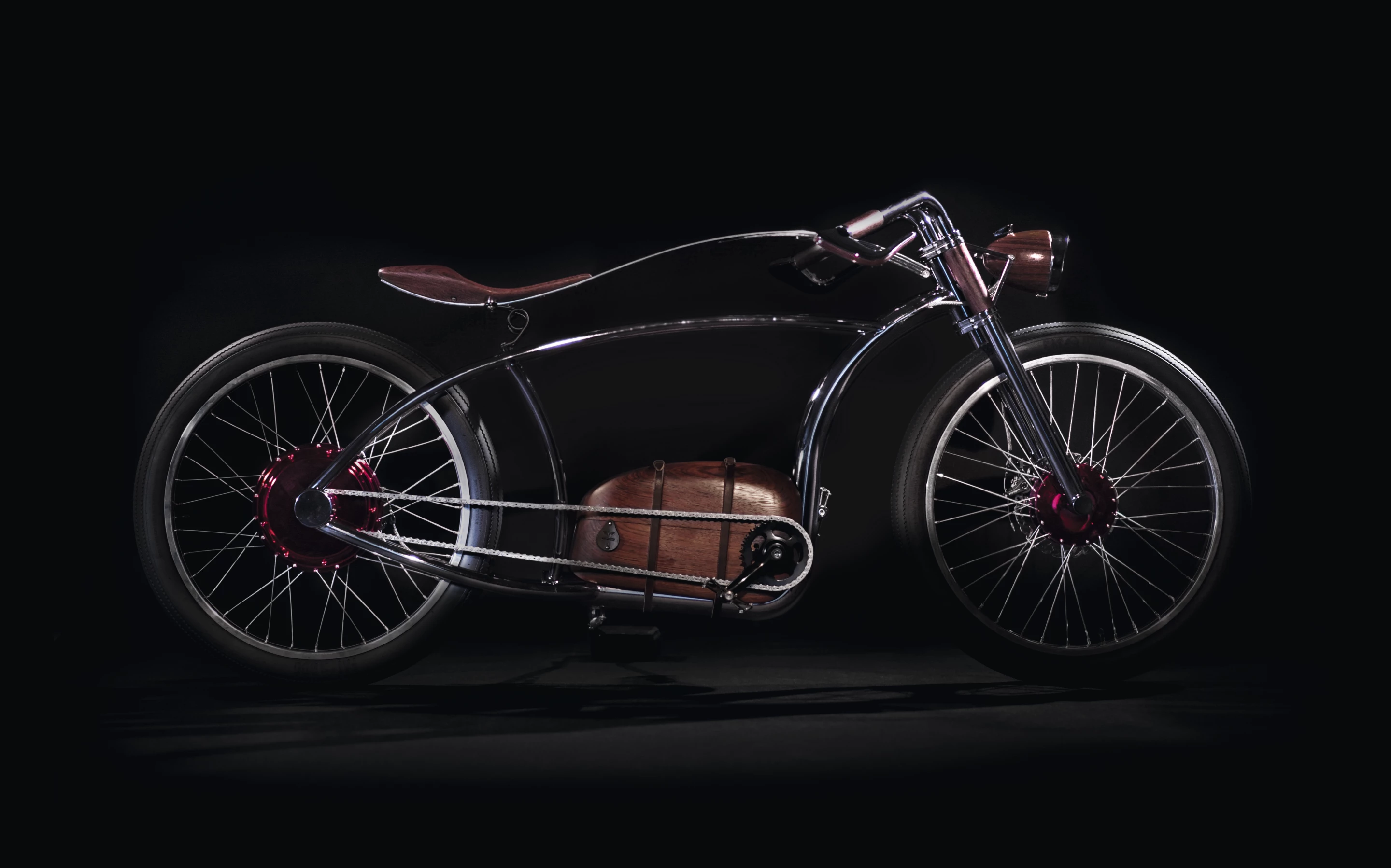 MB&F has commissioned a special edition Avionics ebike named the VM