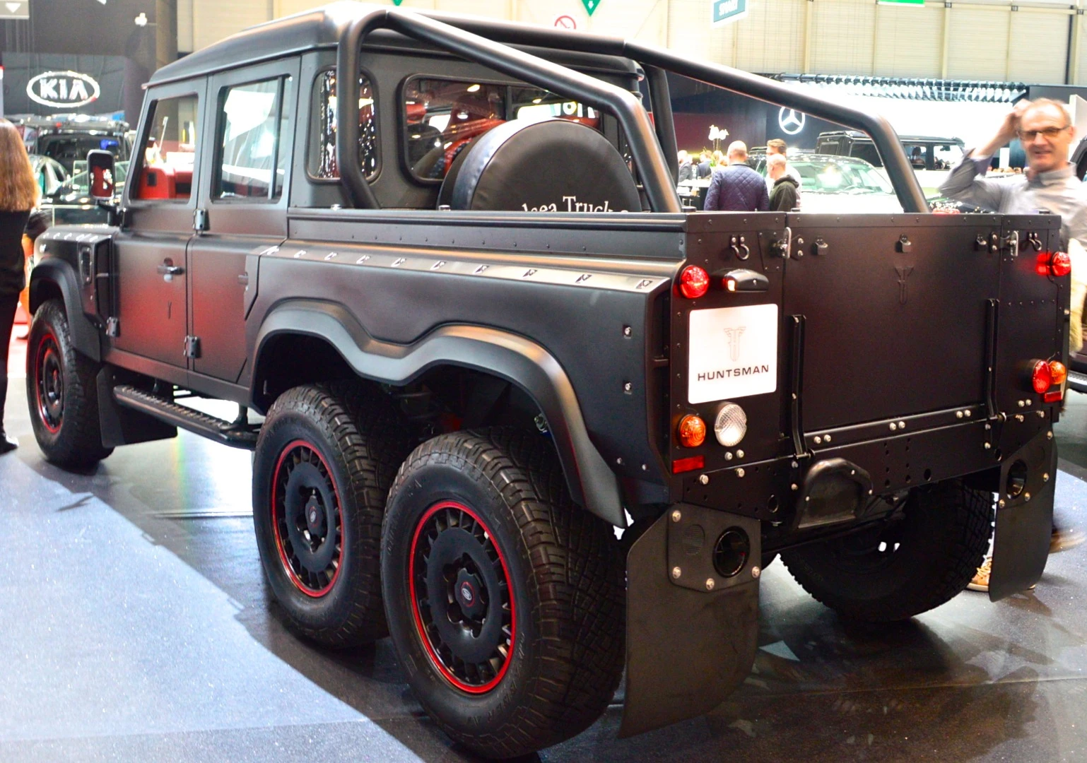 The Flying Huntsman 6x6 pickup measures about 35 in (880 mm) longer and 6 in (150 mm) wider than a normal Defender