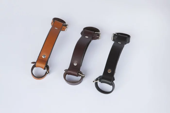 Frame Handles as manufactured (Photo: Walnut Studiolo)