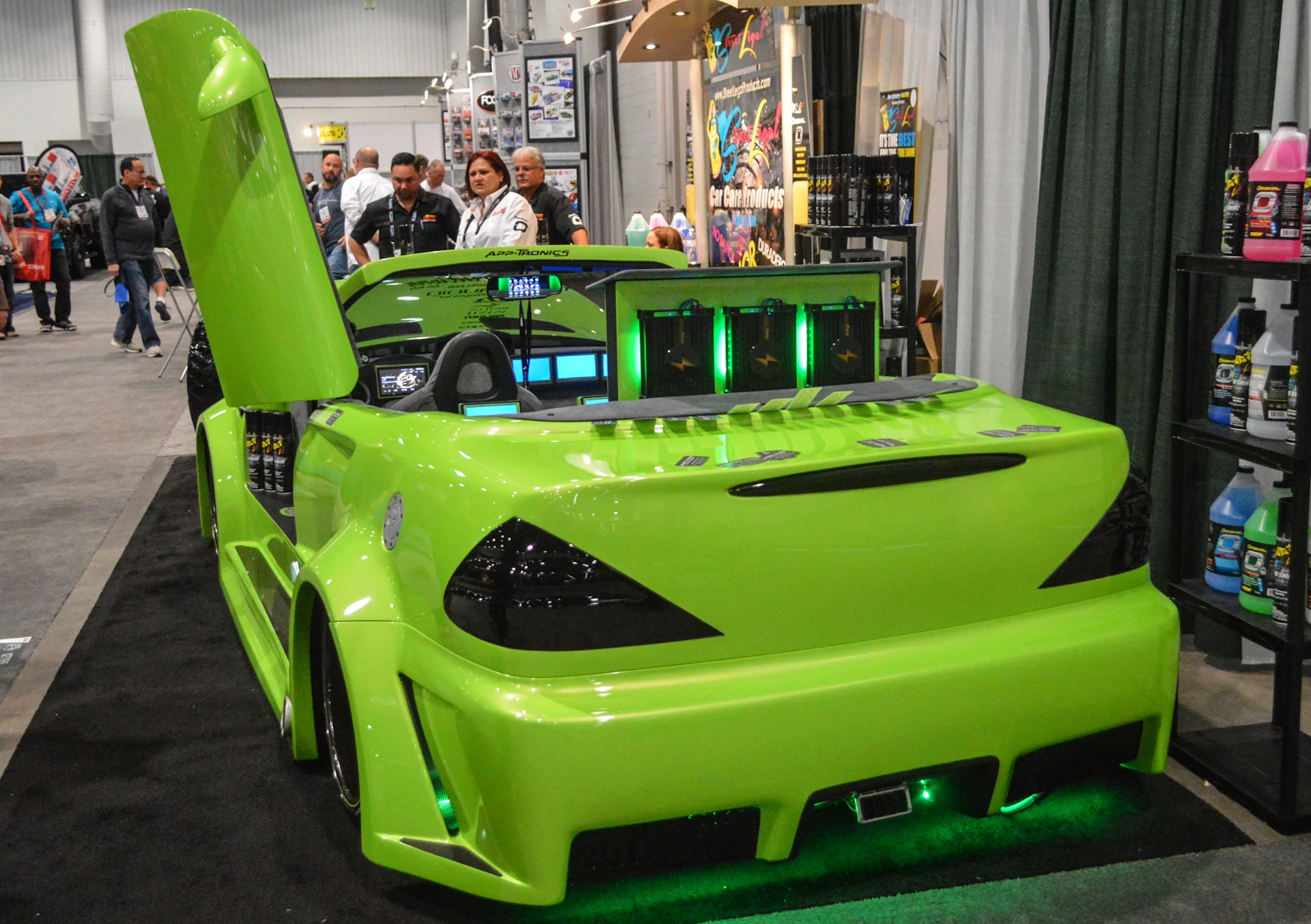 The door on this over-the-top design not only opens automatically, it puts on a little spinning show (Photo: C.C. Weiss/Gizmag)