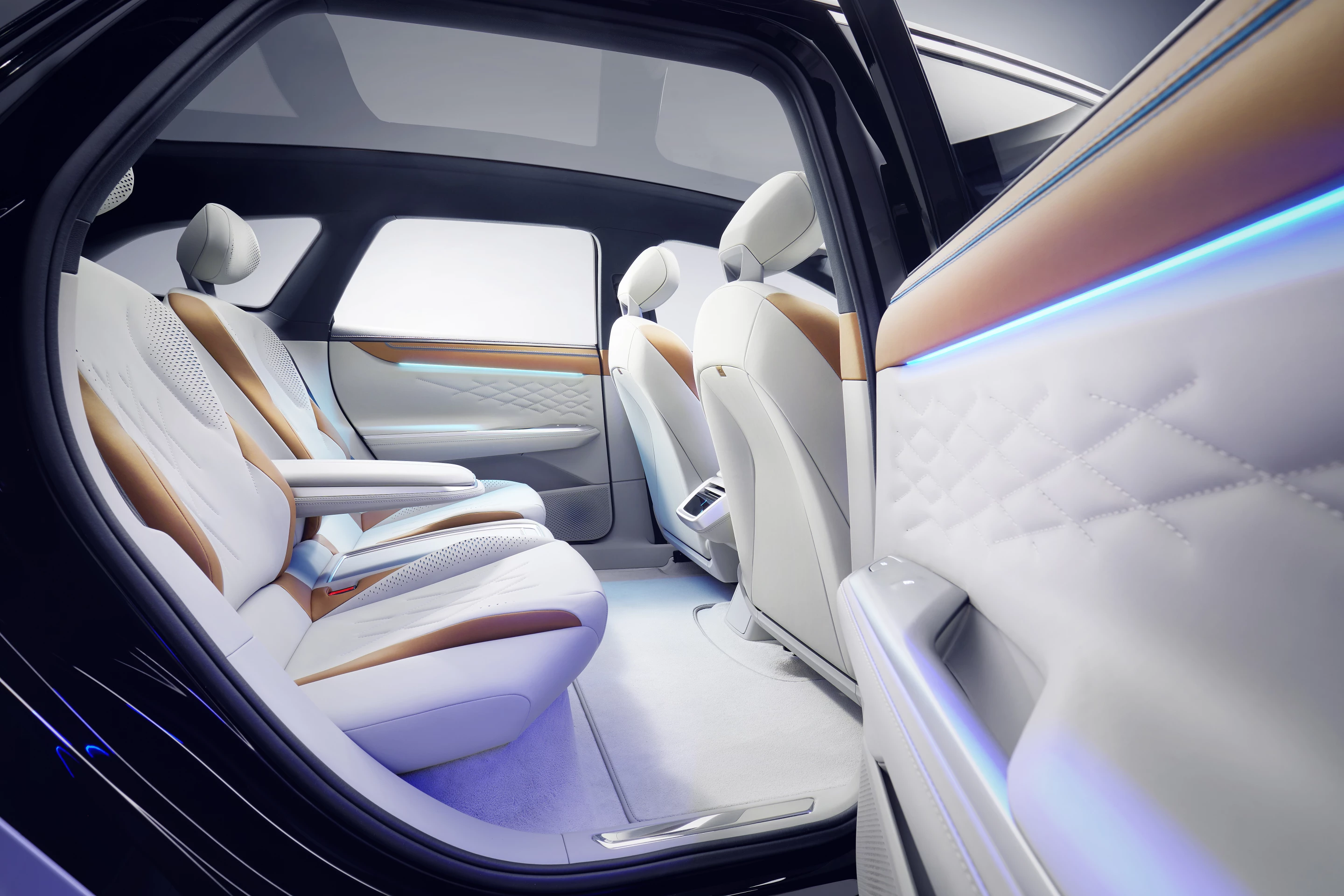 Rear seating for two could "easily" be made into a three-seat bench, VW says