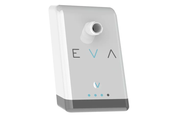 Eva aims to cut shower water consumption by regulating water flow and encouraging good water-saving habits