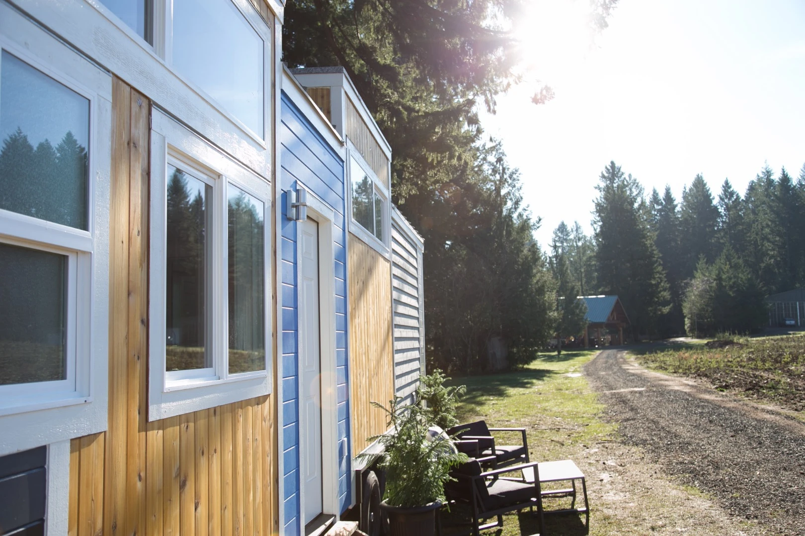 The Kentucky Donut Shop is primarily clad in cedar siding