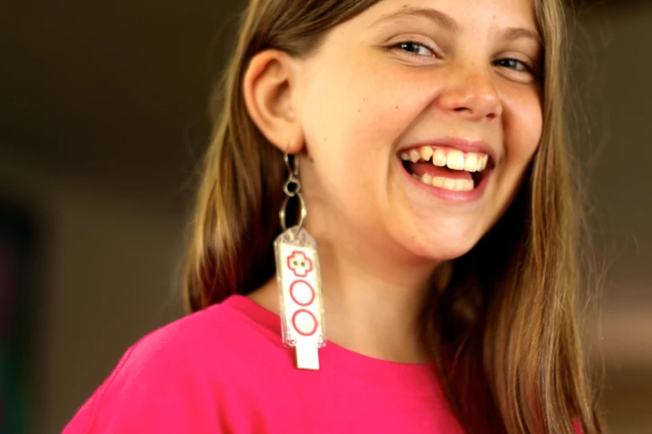 The Makey Makey Go gives this young tinkerer a new wearable
