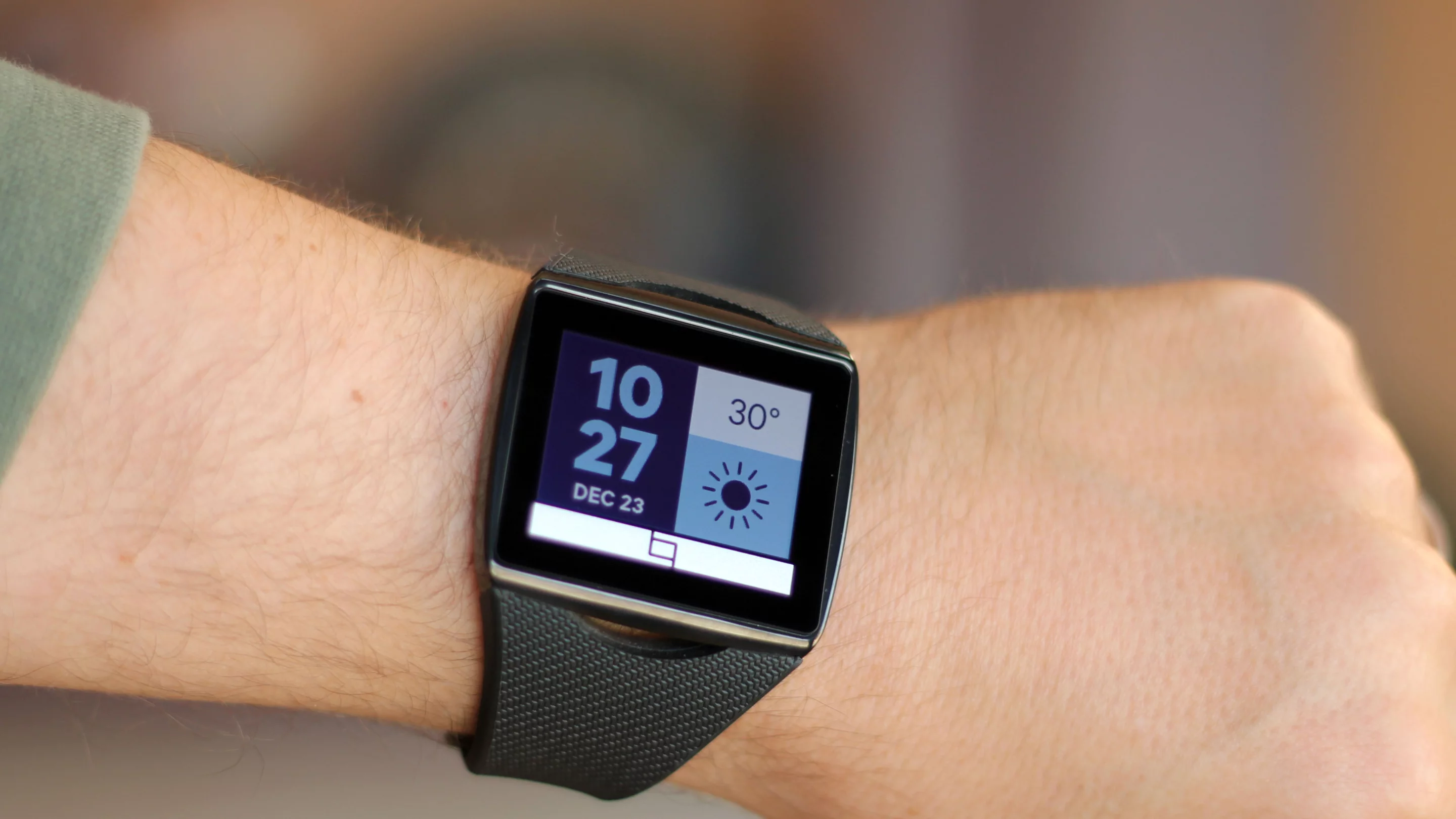 We're enamored with the Toq's gorgeous Mirasol display