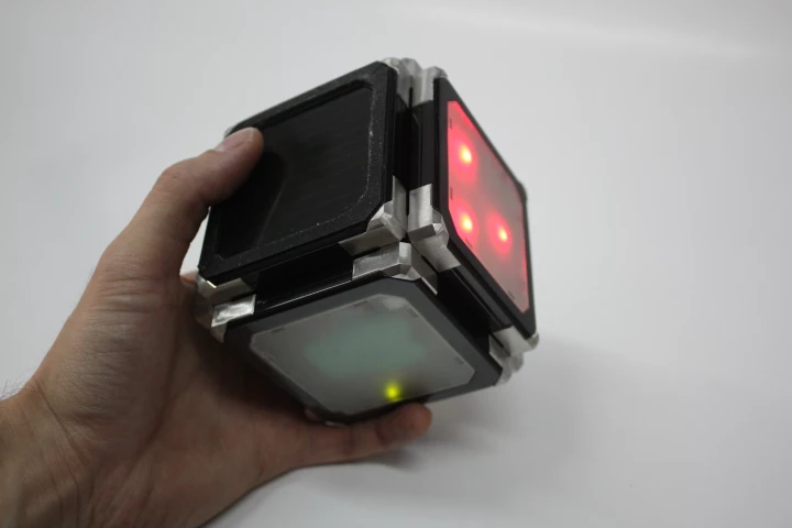 B-Squares are flat electronic modules that can be joined together in different configurations, to create different devices (Photos: Octo23 Technologies)