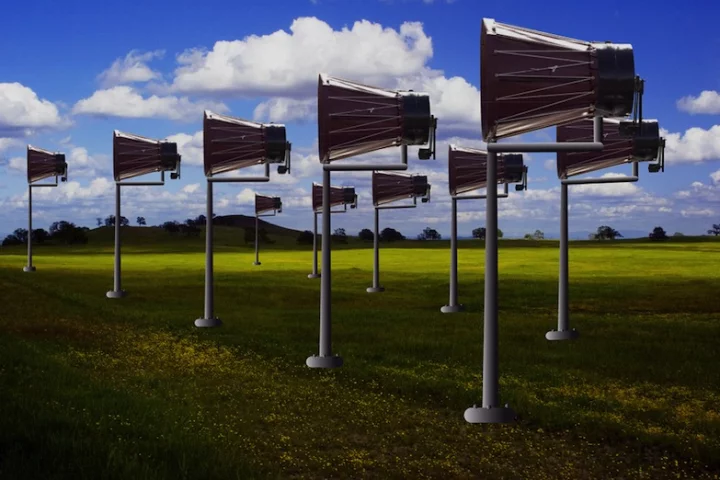 Military veteran Raymond Green created the Catching Wind Power prototype at an estimated cost of US$550