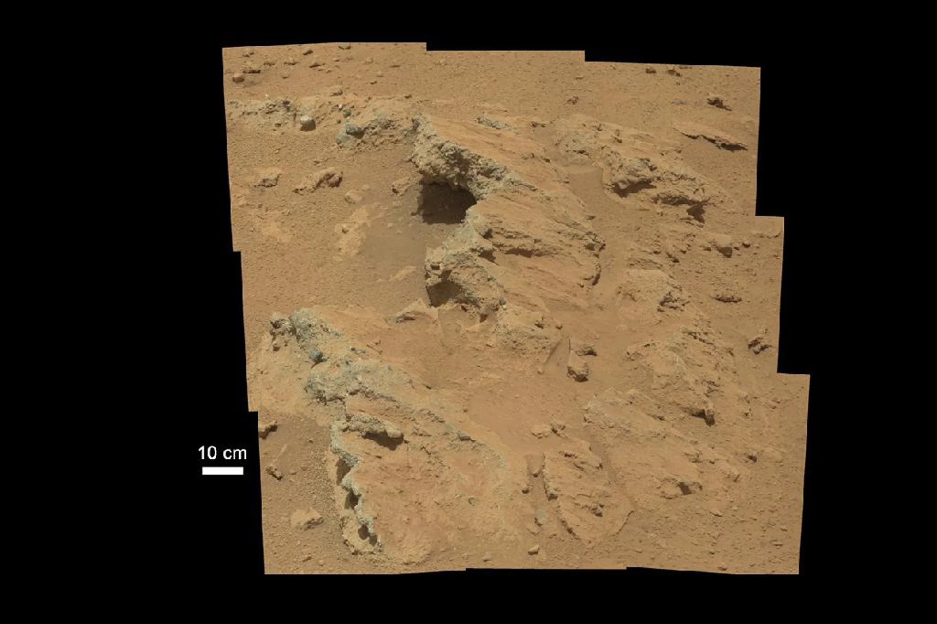 Ancient stream bed found by Curiosity (Image: NASA/Caltech)