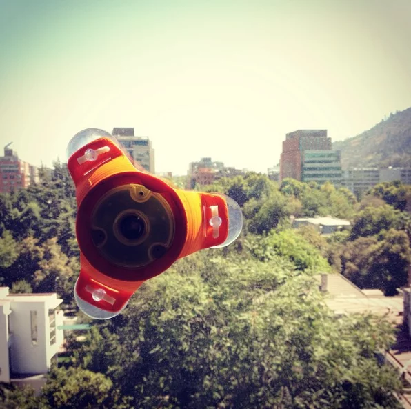 The suction cup accessory mounts the Suli to a window