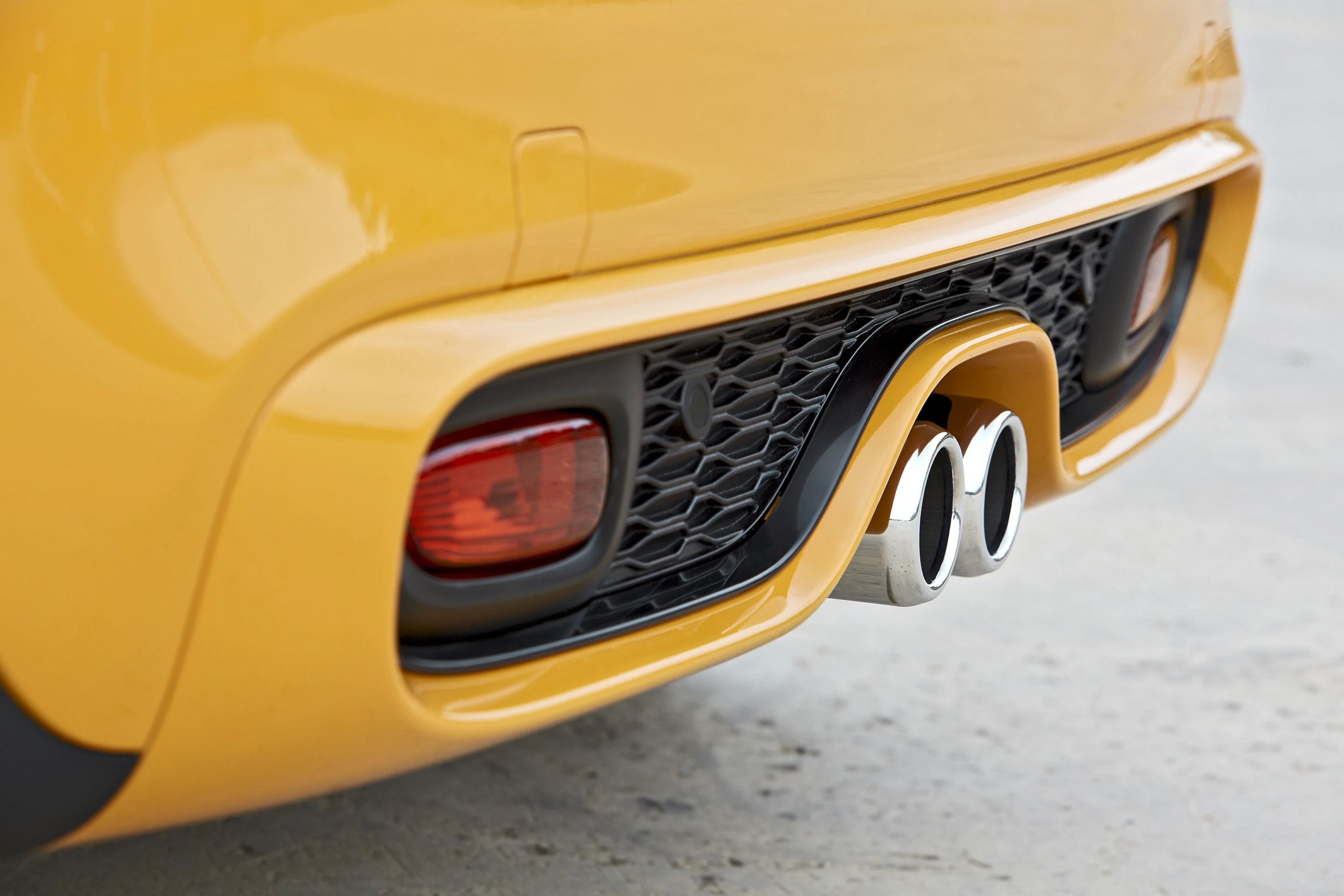 The new Mini Cooper S tailpipes