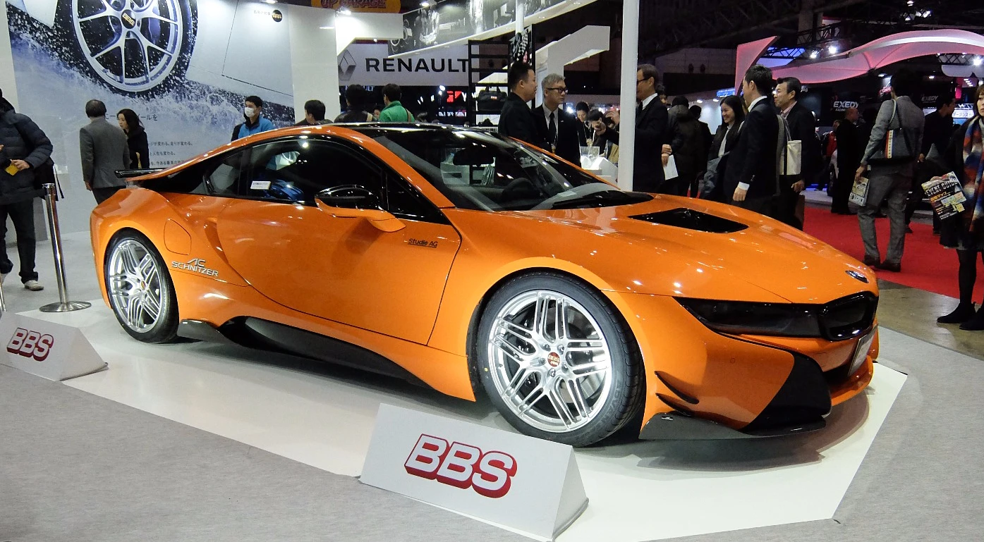 One of three examples of the BMW i8 we spotted at the show