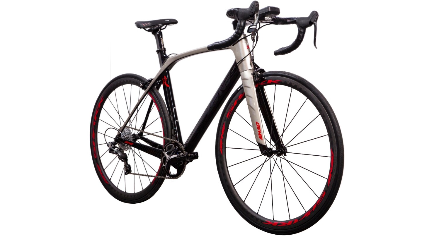 The LeEco Smart Road Bike weighs 18.5 lb (8.4 kg)