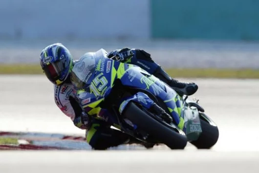 Gibernau's exciting riding style has not yet seen him ride the official HRC bike. Our money suggests he will take that role in 2006.