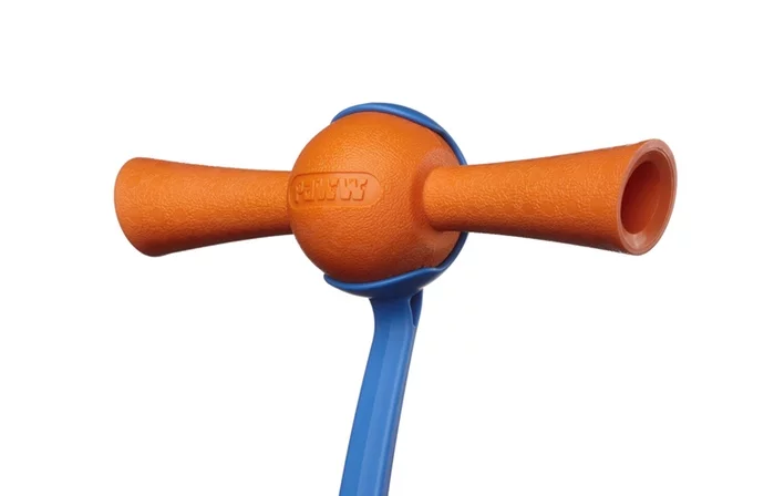 The design allows Paww toys to be used with ball launchers