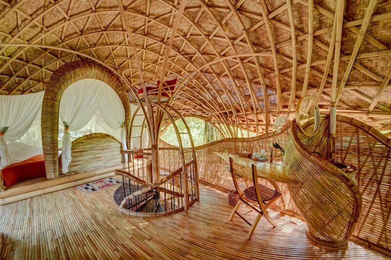 Bamboo is found in great abundance all over the tropics, and for some time the folks at Ibuku have been harnessing its impressive structural qualities to craft incredible homes, hotels, schools and spas