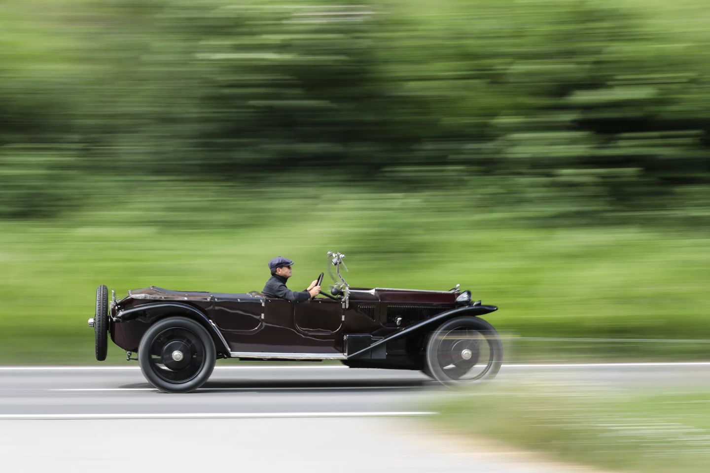 1924 Lancia Lambda 3rd Series Torpédo, | Sale price including Buyers Premium: £391,000 | $519,412 | Estimate: £320,000 – £400,000 | $425,000 to $530,000 | Lot 5 | Gooding & Company Passion of a Lifetime, Hampton Court Palace | 5 September, 2020