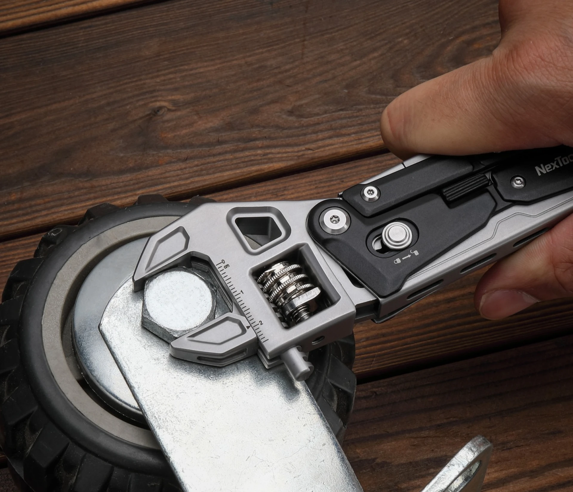 Nextool W4 Nextool W4: Dual-mode wrench 11-in-1 multitool