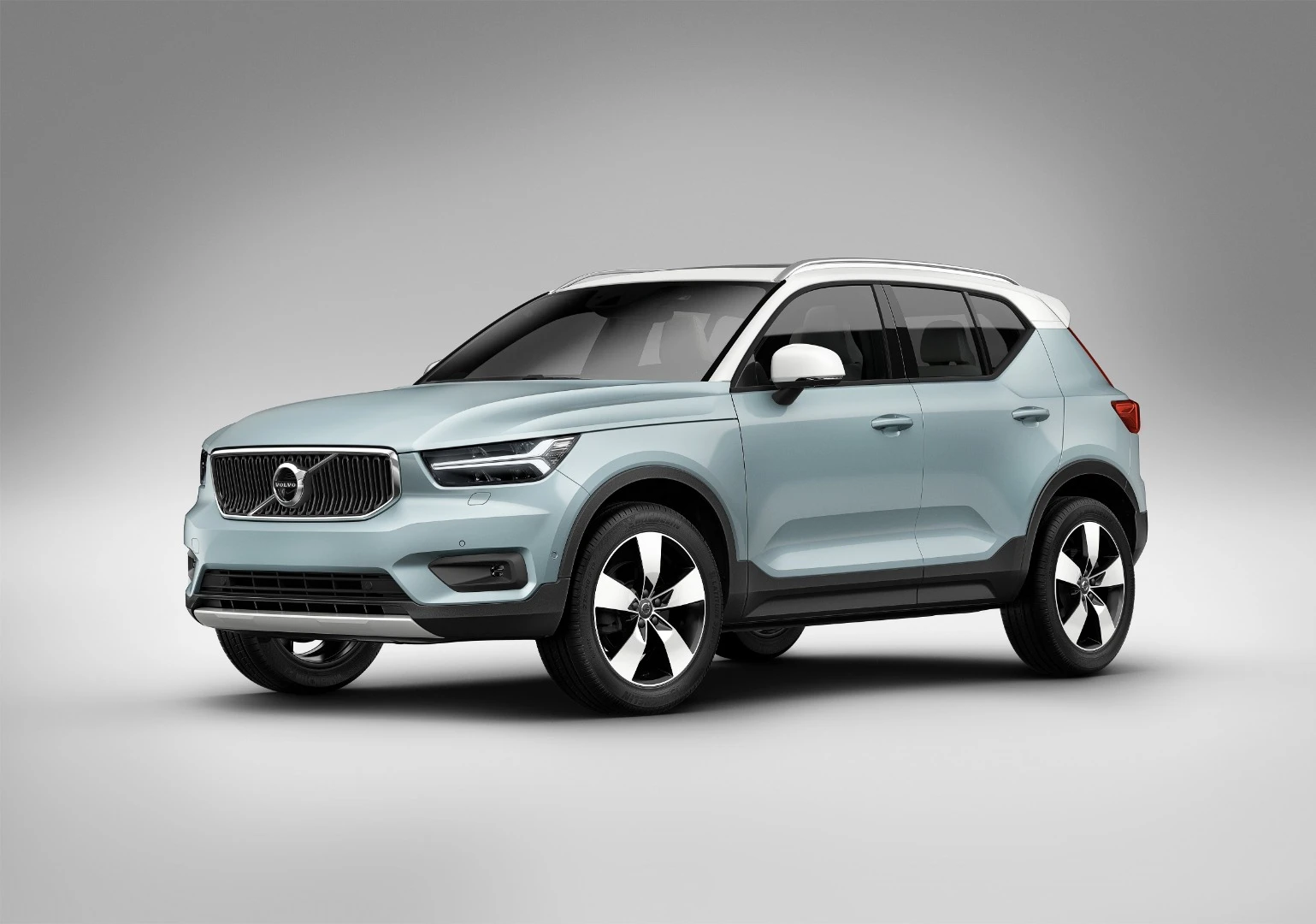 Where the 2019 XC40 really got our interest, was not in its sportiness, but its great looks and excellent interior