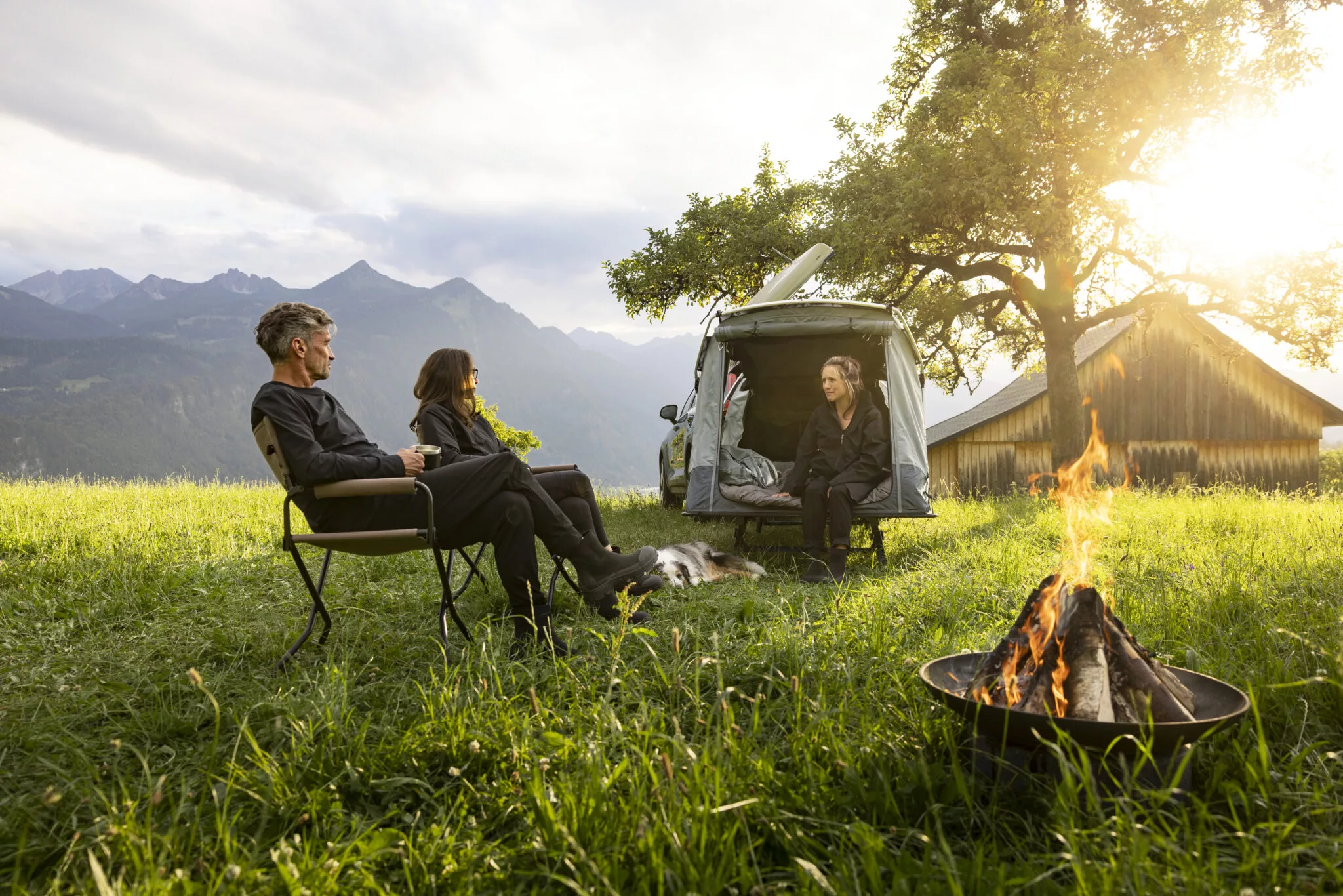 Enjoying a rather gorgeous base camp with the Thule Outset